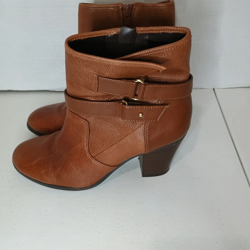 Bar III Women's Boots Size 8